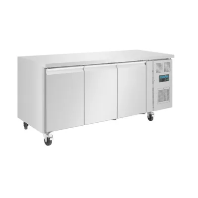 Polar U Serisi 3 Kapılı Tezgâh Altı Derin Dondurucu | G600 | 417 Litre | –20 °C ile –10 °C | 230 V | 179,5 × 70 × 86 cm | 2 Yıl Tam Garanti